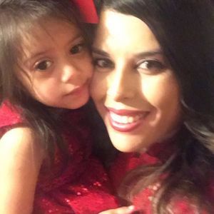 Meet your Posher, Yvette